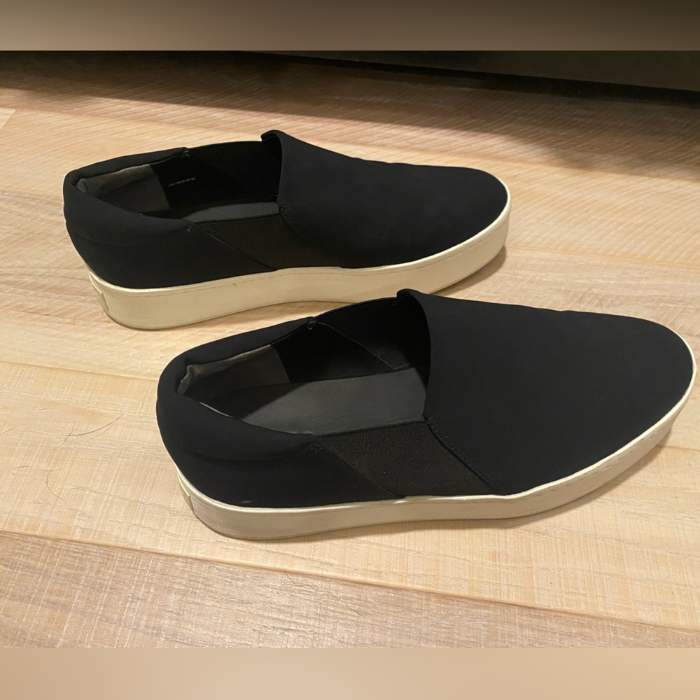 Vince Warren Black Slip-On Platform Sneakers - Picture 15 of 16